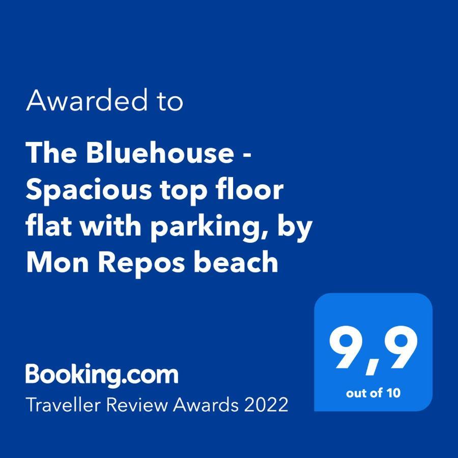 The Bluehouse - Spacious Top Floor Flat With Parking, By Mon Repos Beach Korfu Dış mekan fotoğraf